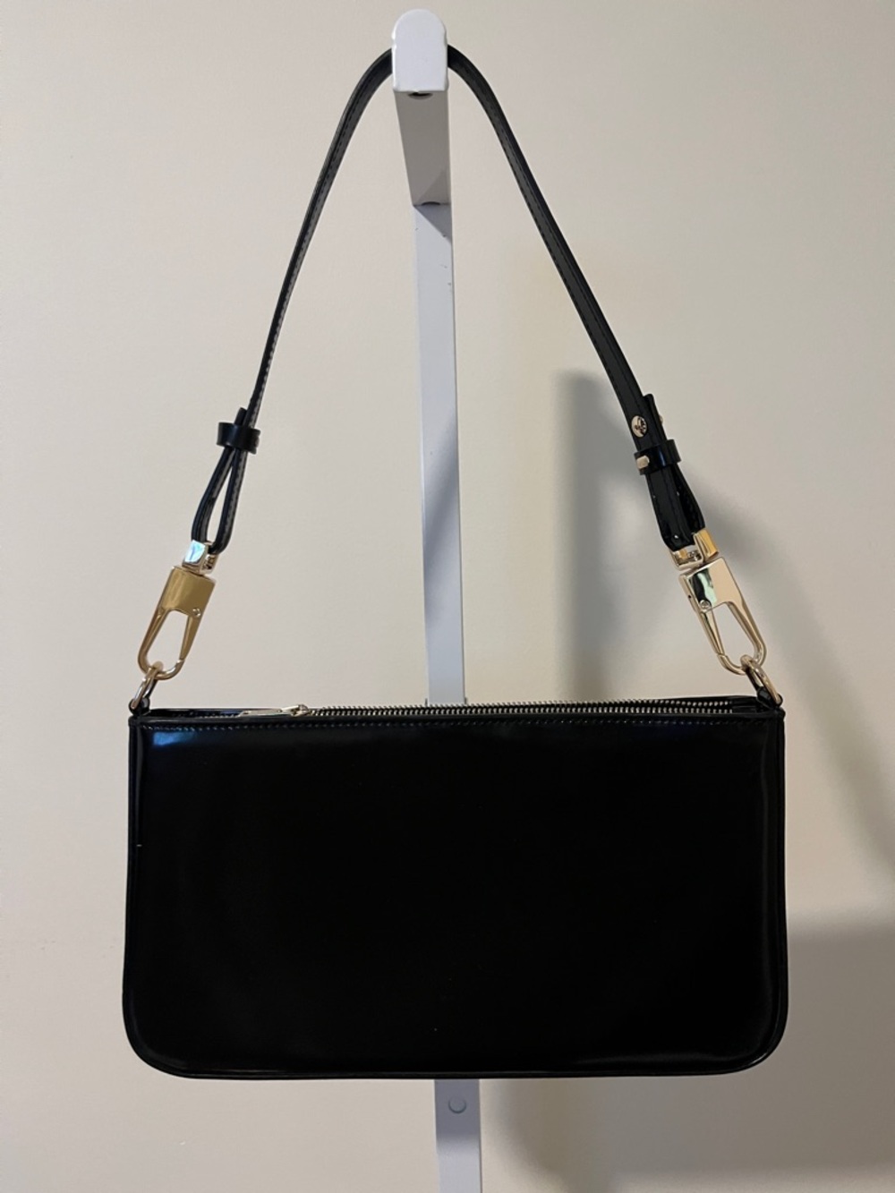 Chylak Black Leather Shoulder Bag with Gold Hardware - Picture 4 of 5